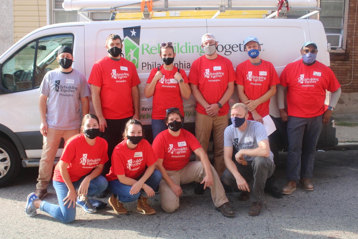 Bellweather Volunteers at Rebuilding Together Philadelphia